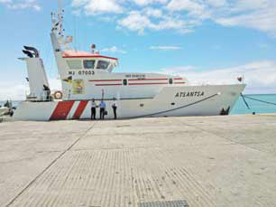Surveillance des pêches: escale de l’«Atsantsa» à Rodrigues
